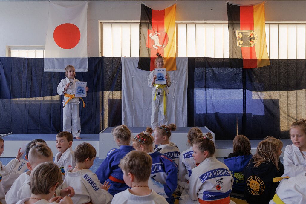 20260228_12h54-podium.jpg